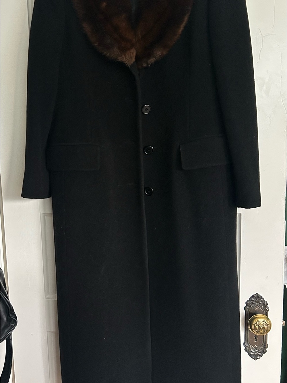 RALPH LAUREN Black Long Coat with Brown Fur Collar - Picture 7 of 7